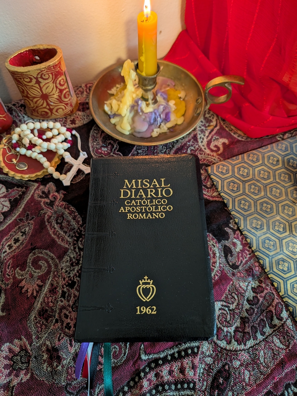 Misal Diario Católico Romano - Black with Gold Foil